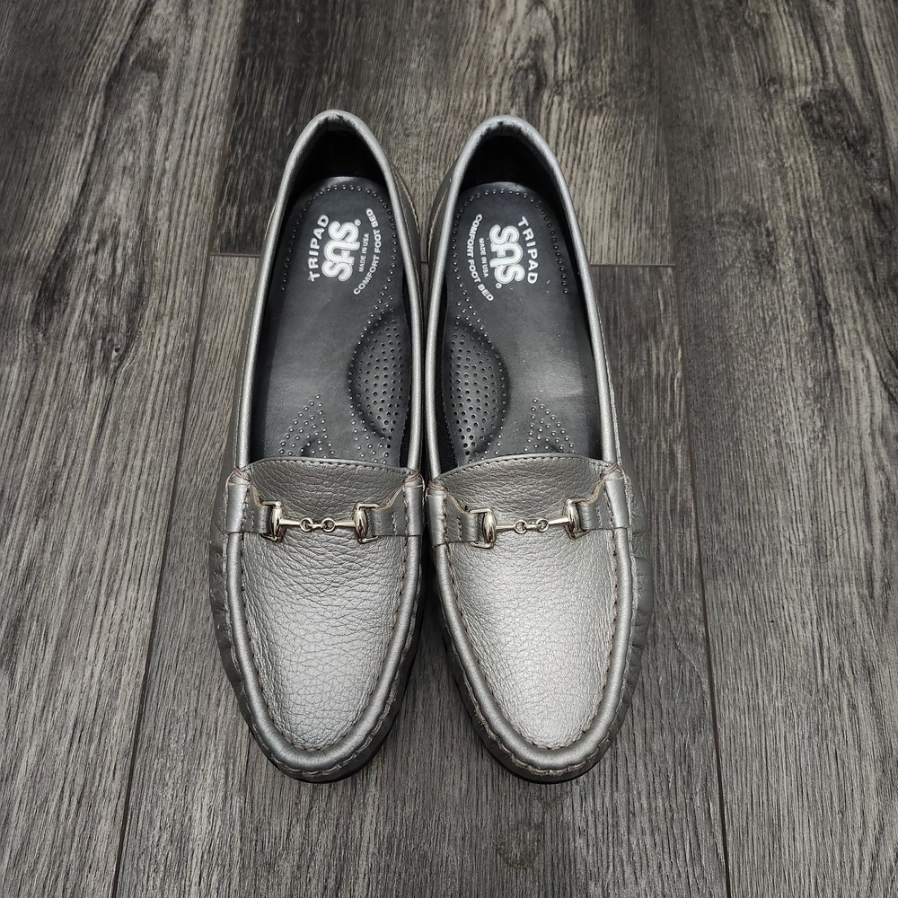 SAS Silver Loafers with Chain Accent Size 8M